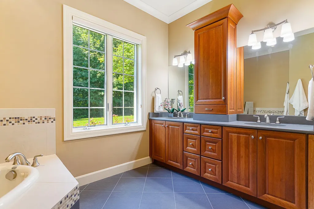6797 Scottdale Road Royalton Township MI 49103