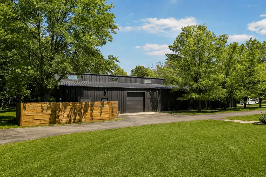 6797 Scottdale Road Royalton Township MI 49103