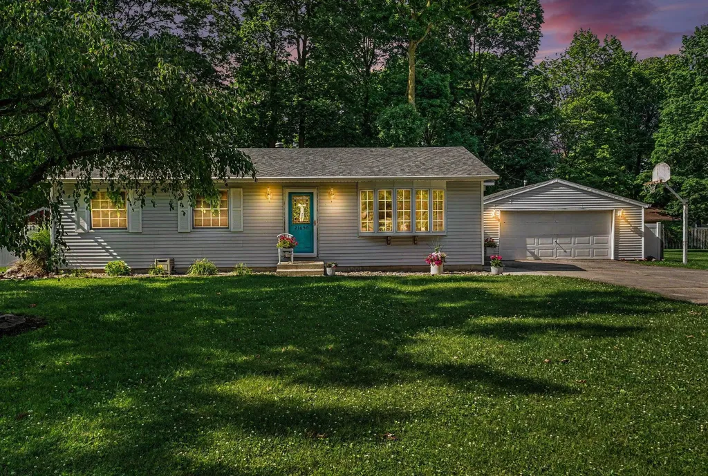 21650 Maple Glen Drive Mason Township MI 49112