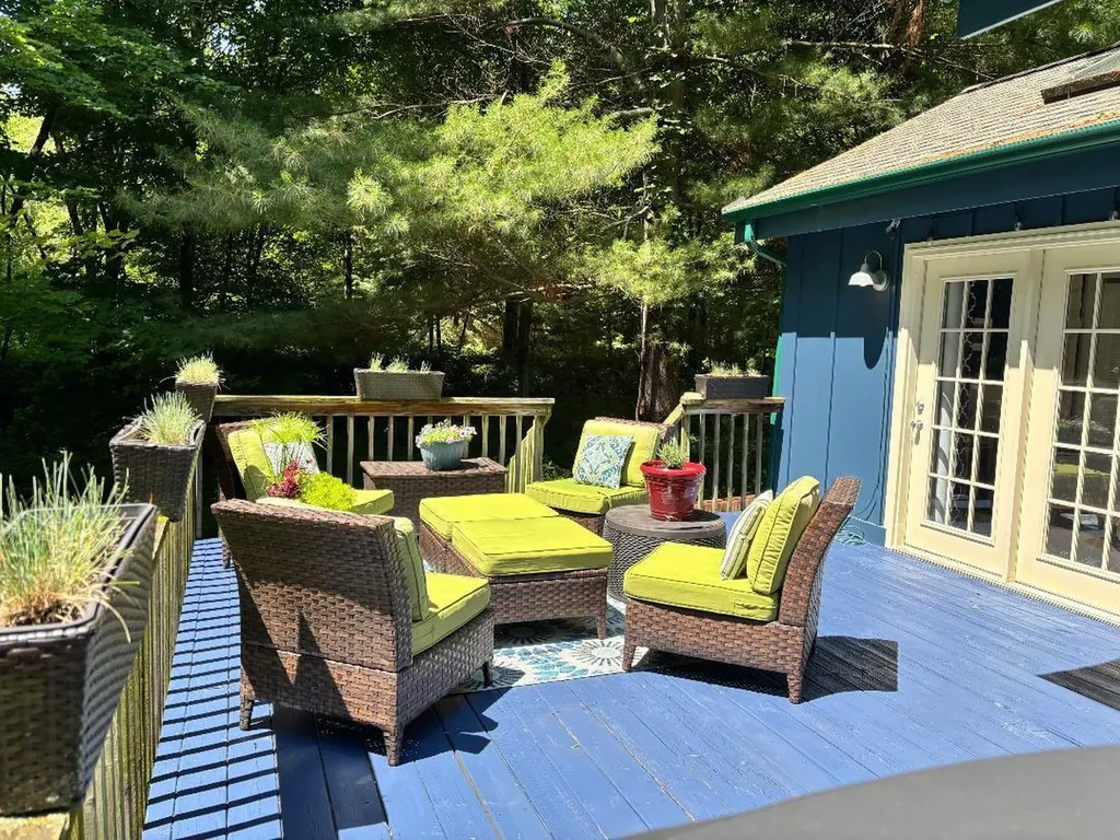 8702 Elm Valley Road Three Oaks Township MI 49129