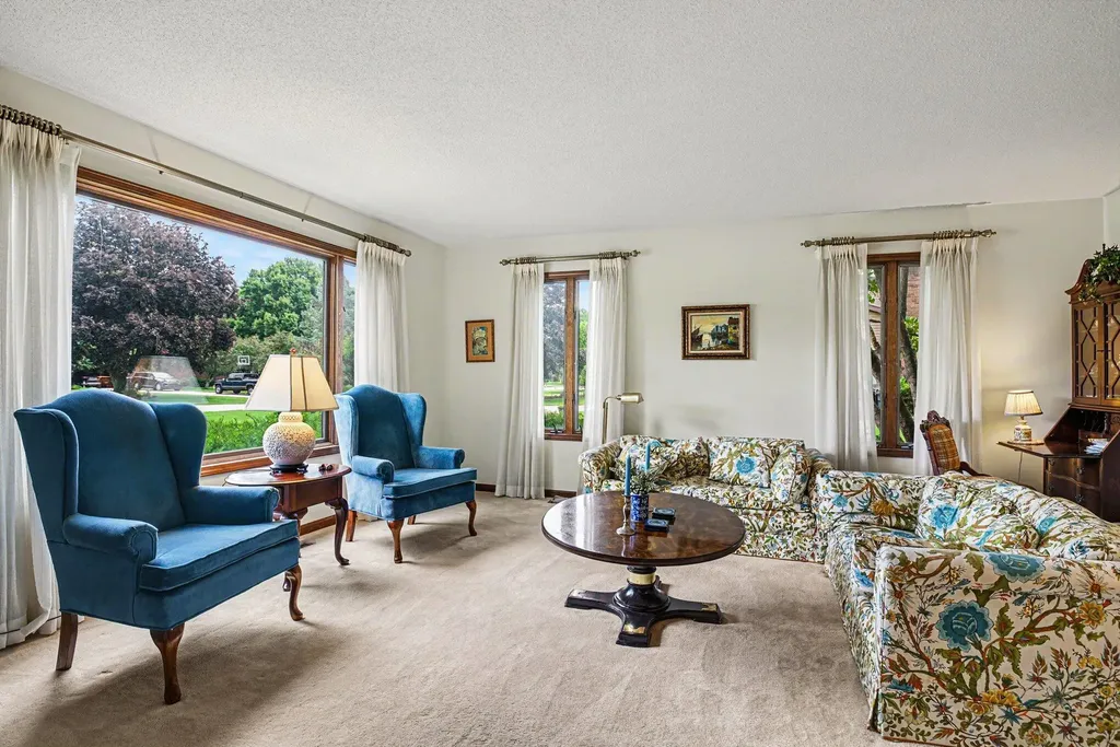 2616 Oakbrook Drive St. Joseph Charter Township MI 49085