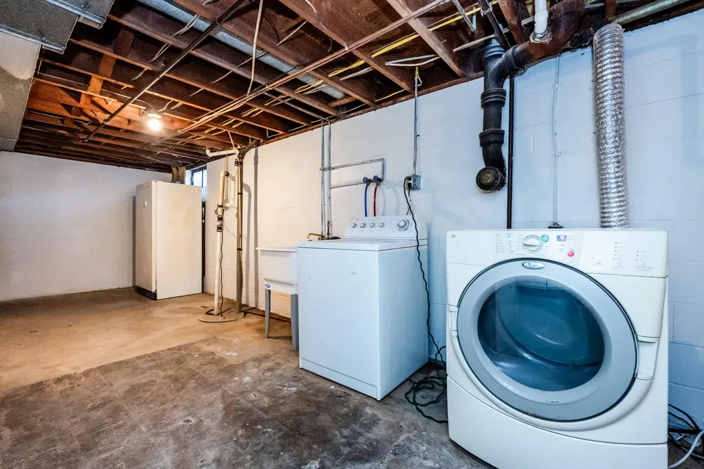 1111 Wedgewood Road St. Joseph Charter Township MI 49085