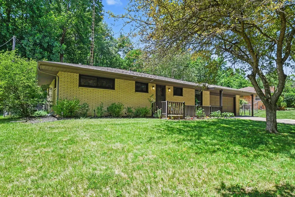 734 Hance Street Niles City MI 49120