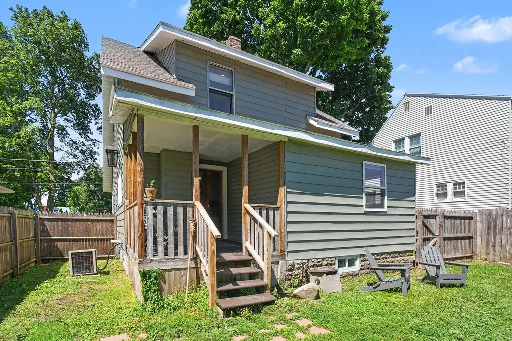 936 Hickory Street Niles City MI 49120