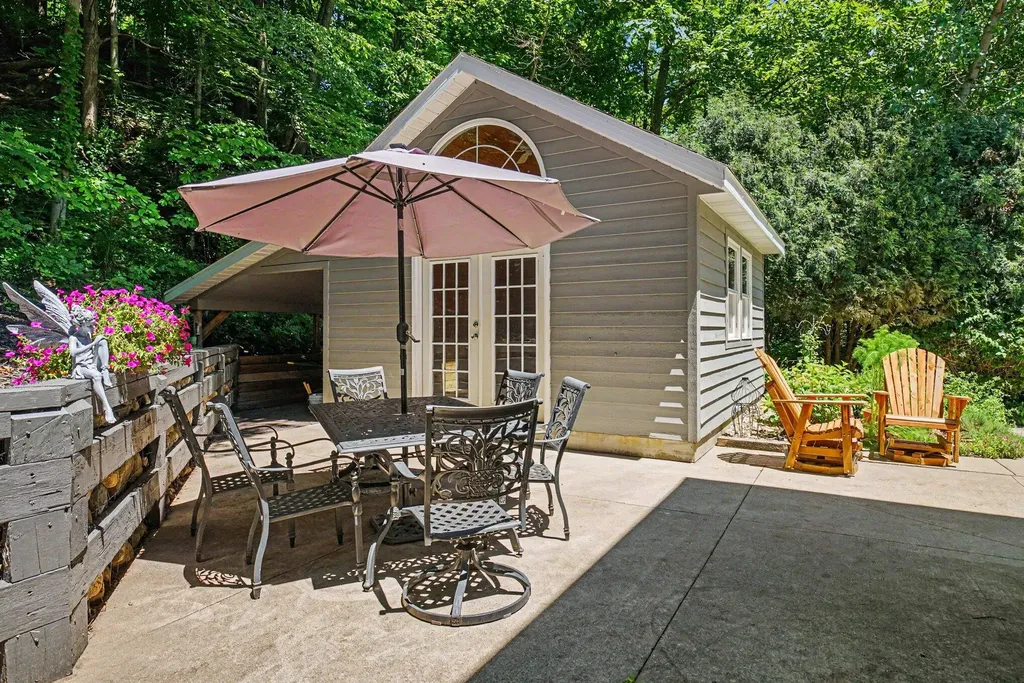 677 Tuttle Road Baroda Township MI 49101