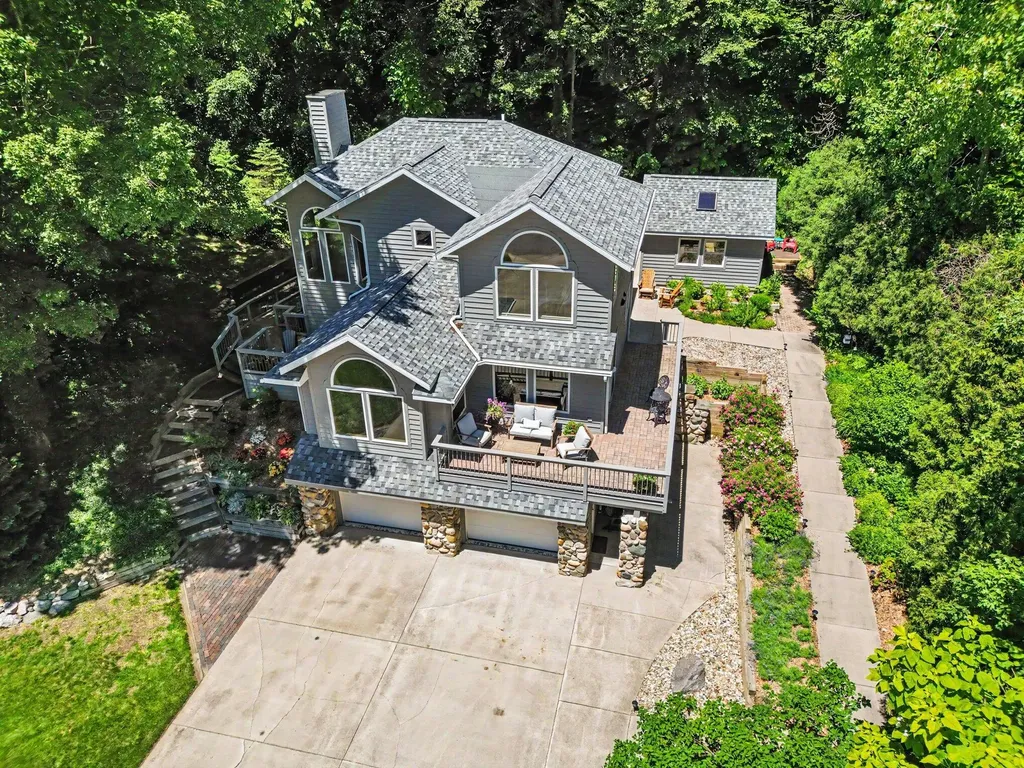 677 Tuttle Road Baroda Township MI 49101