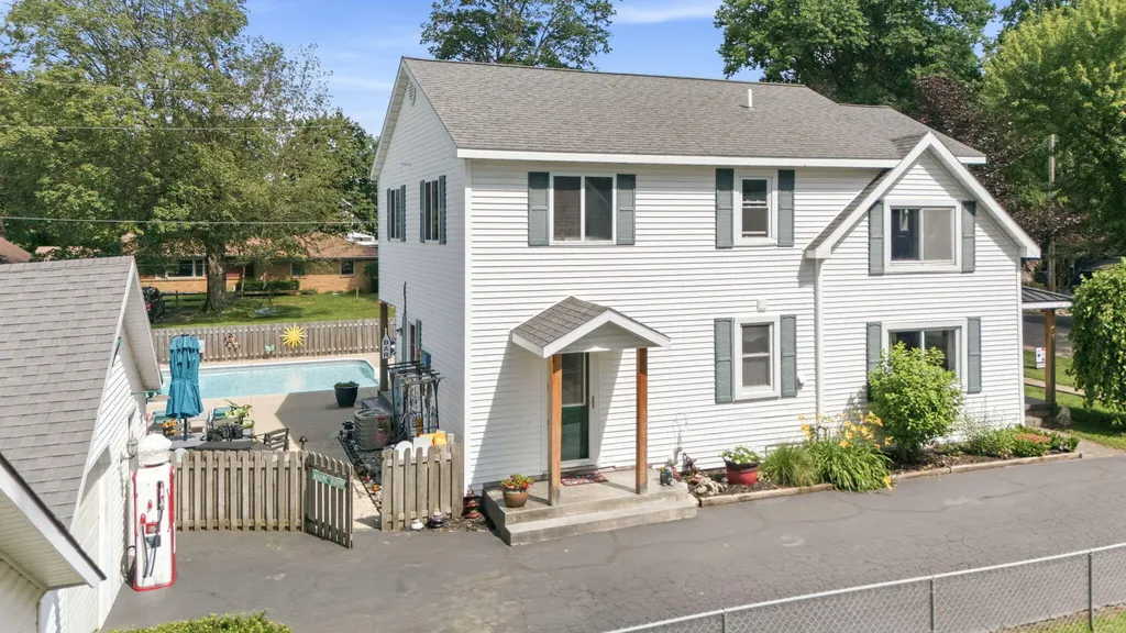 315 N Bluff Street Berrien Springs Village MI 49103