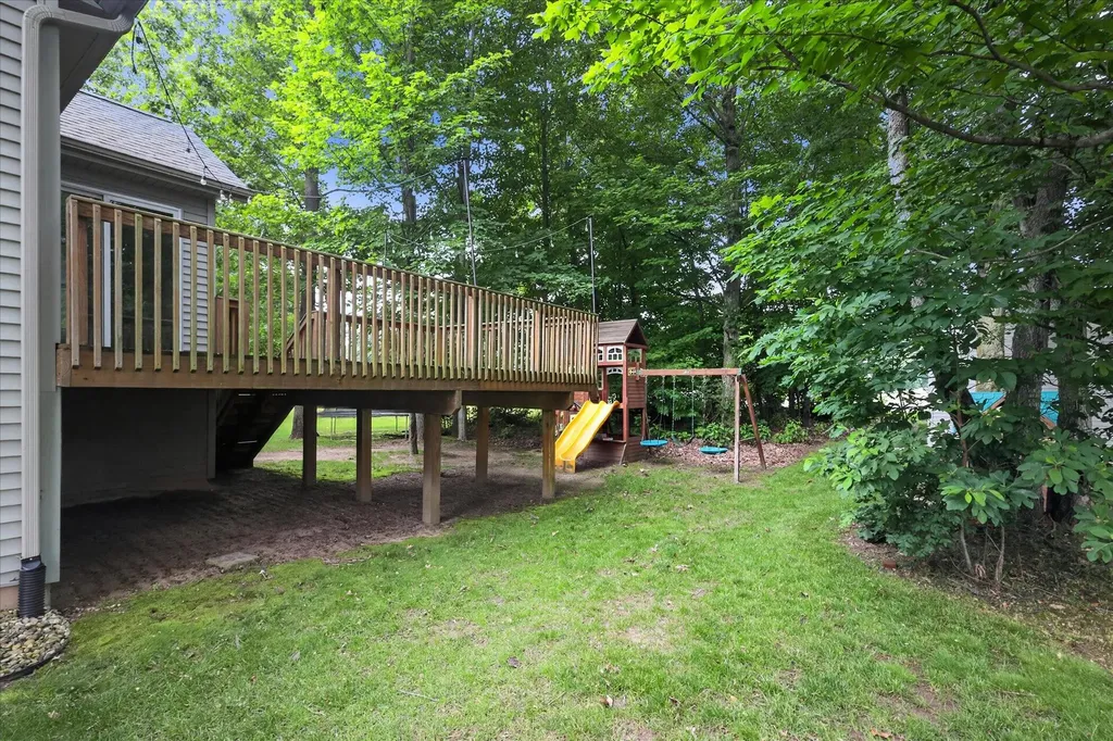 69914 Roy Drive Ontwa Township MI 49112