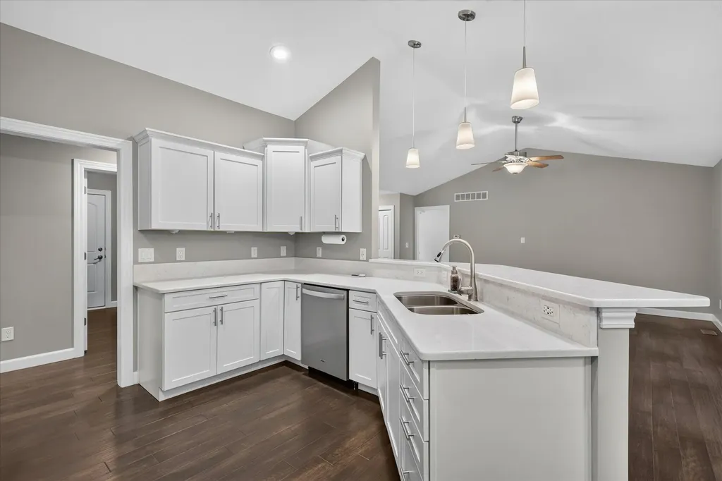 69914 Roy Drive Ontwa Township MI 49112