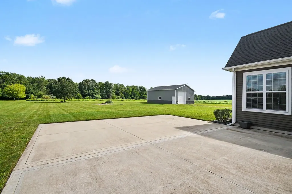 3181 Chamberlain Road Buchanan Township MI 49107
