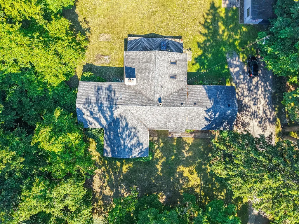 12422 Lubke Road New Buffalo Township MI 49117