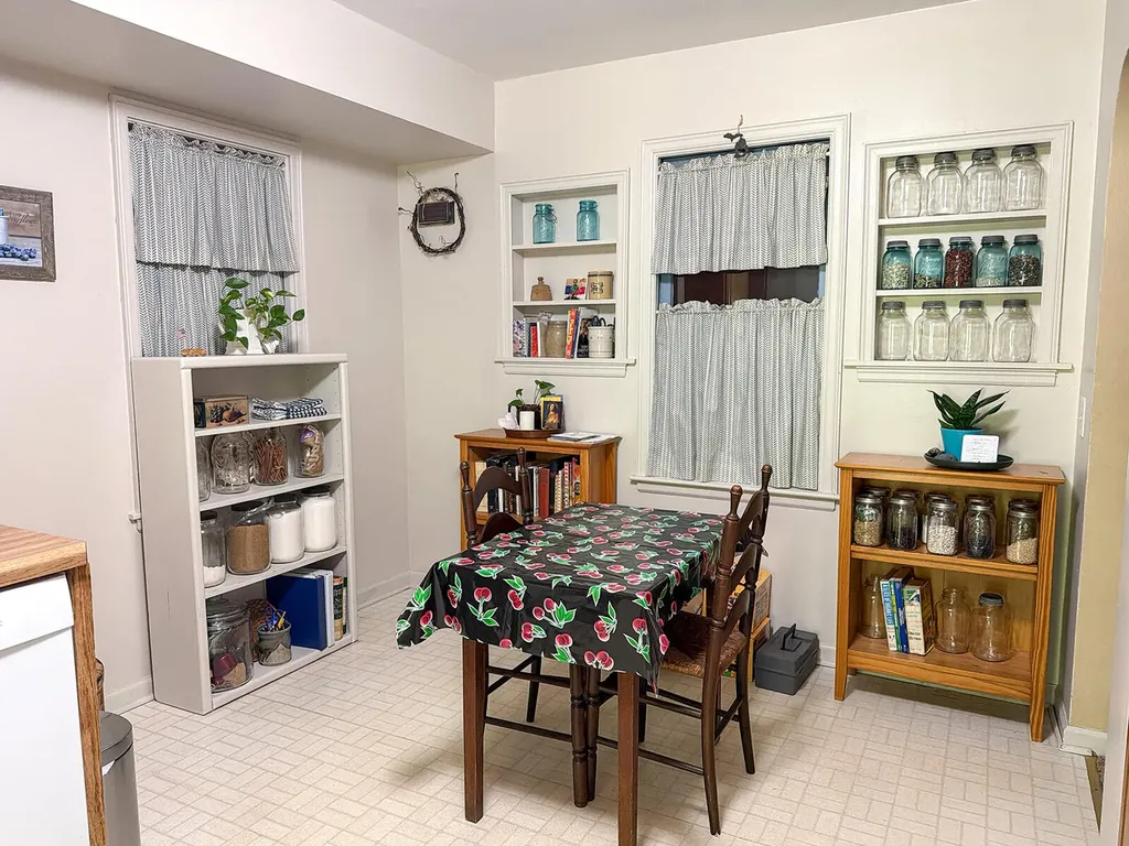 12422 Lubke Road New Buffalo Township MI 49117