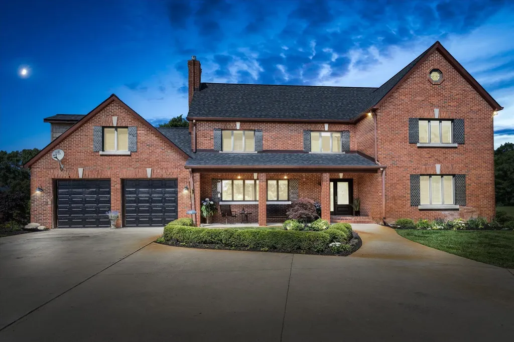 3255 Yankee Street Howard Township MI 49120