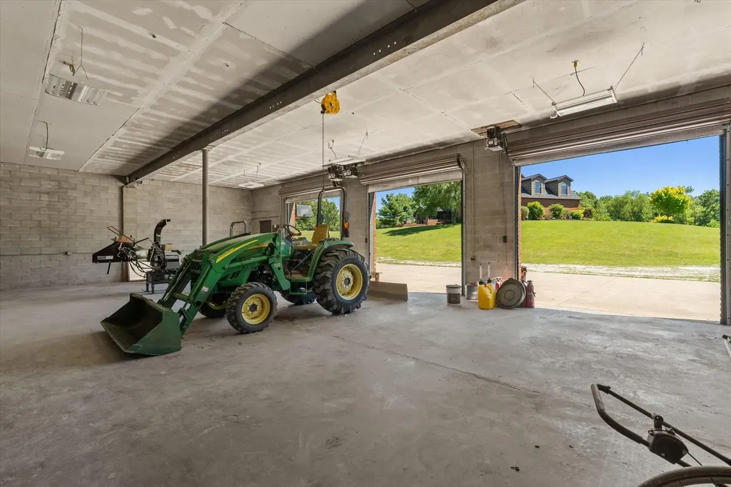 3255 Yankee Street Howard Township MI 49120