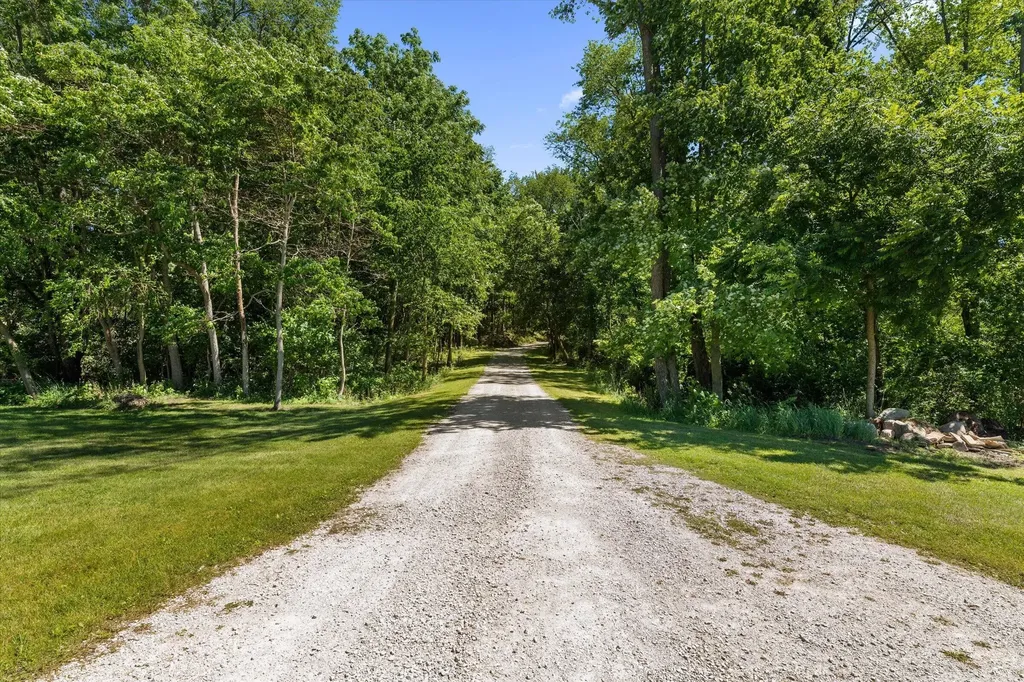 3255 Yankee Street Howard Township MI 49120