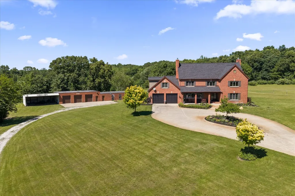 3255 Yankee Street Howard Township MI 49120