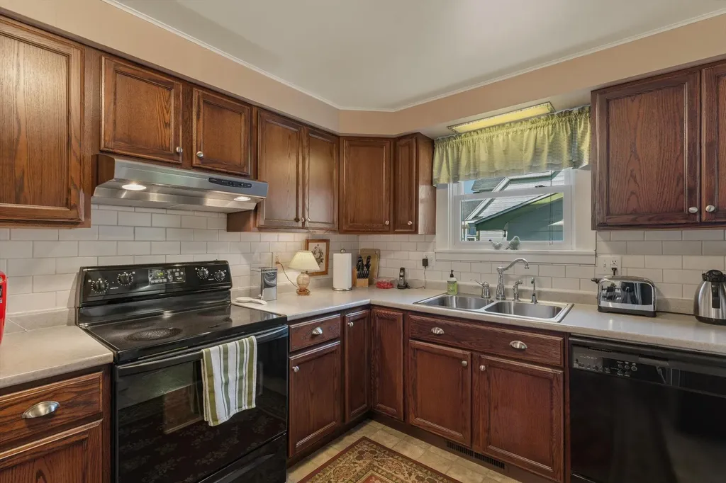 208 Moccasin Street Buchanan City MI 49107