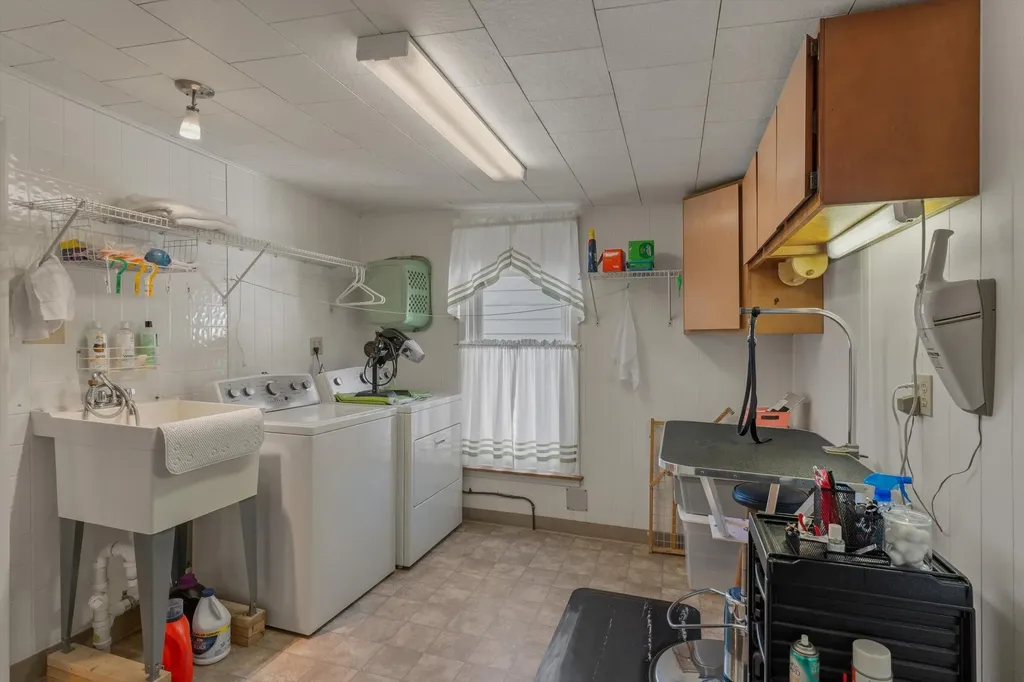 208 Moccasin Street Buchanan City MI 49107