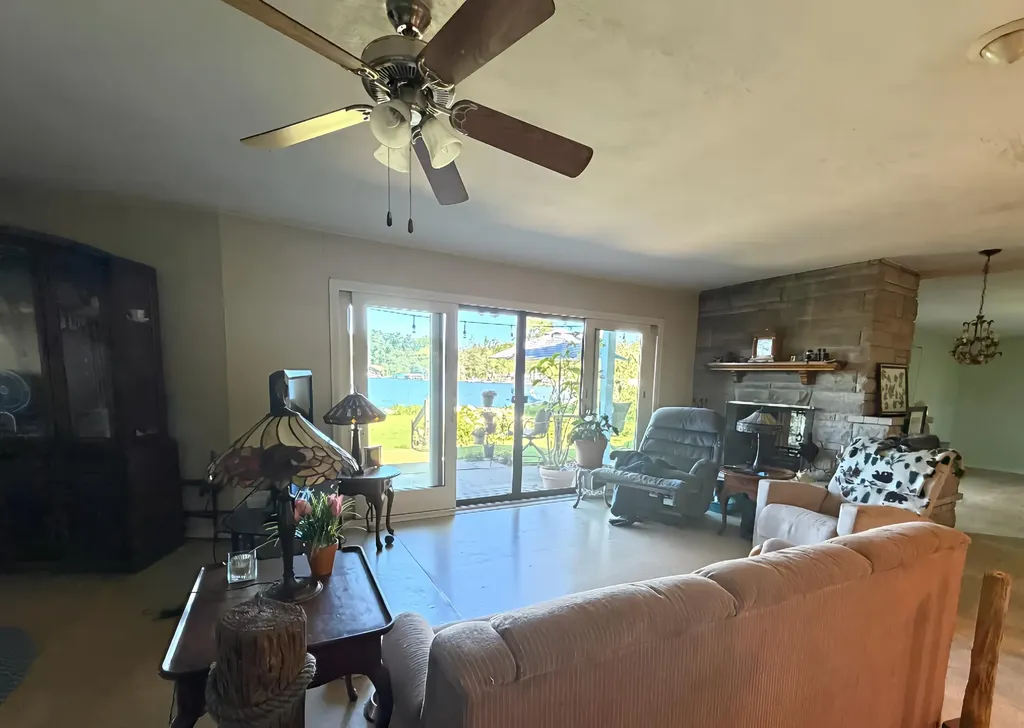 55895 Inn-d-inn Drive Silver Creek Township MI 49047