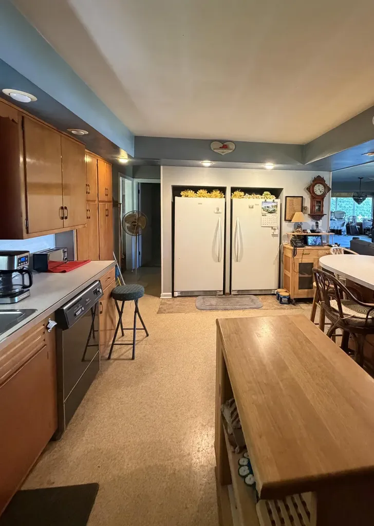 55895 Inn-d-inn Drive Silver Creek Township MI 49047