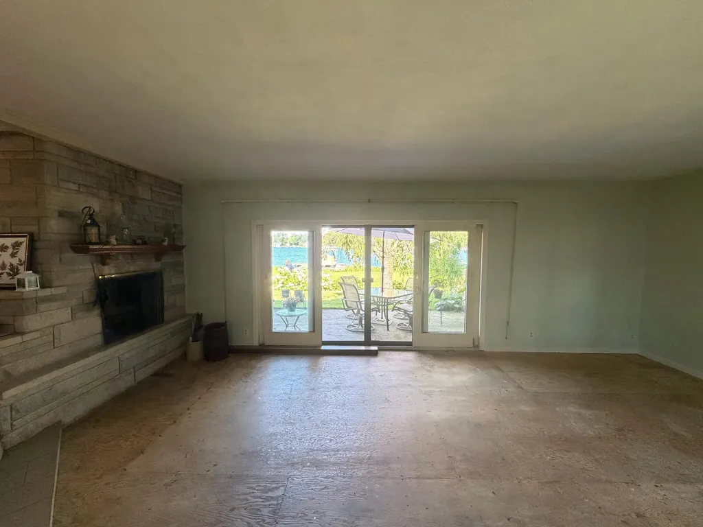 55895 Inn-d-inn Drive Silver Creek Township MI 49047