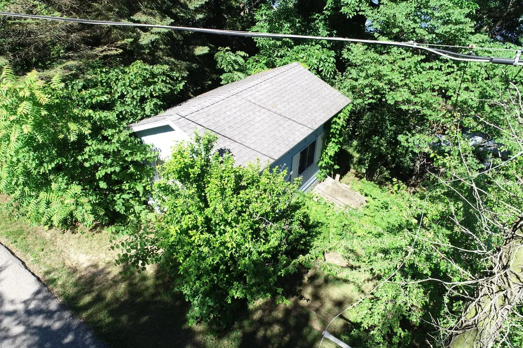 55895 Inn-d-inn Drive Silver Creek Township MI 49047