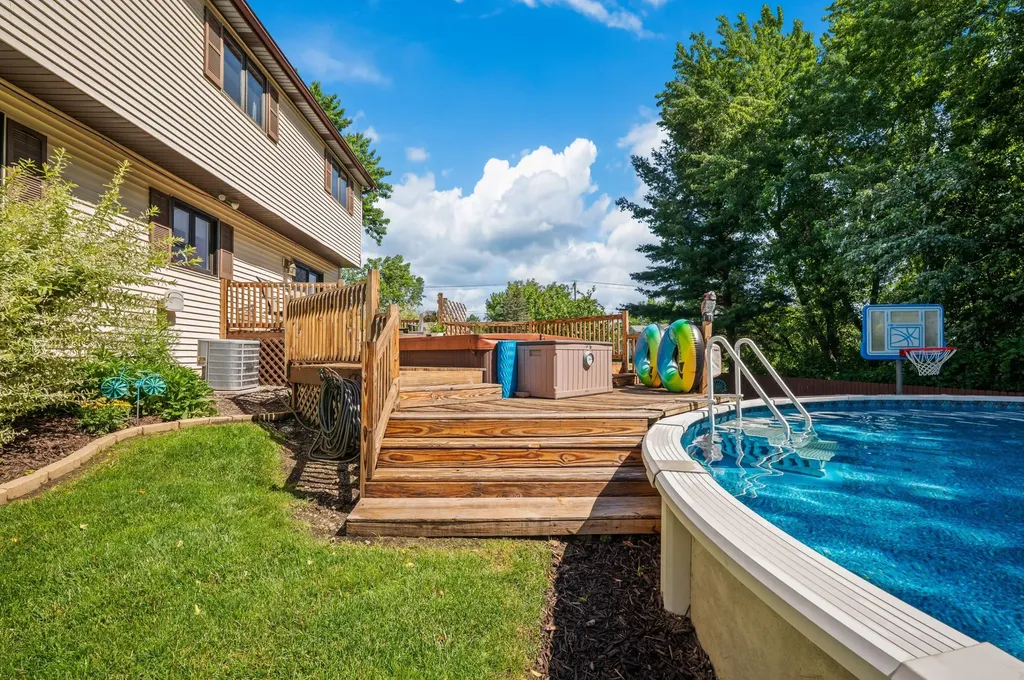 8115 Date Road Lake Charter Township MI 49106
