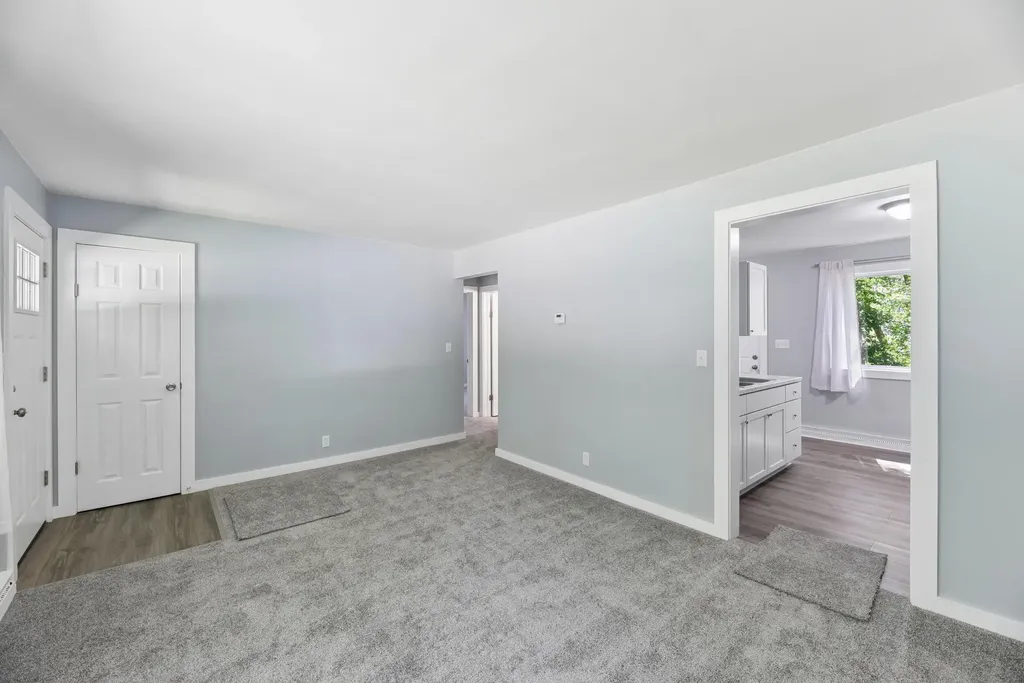1052 Woodward Avenue St. Joseph Charter Township MI 49022