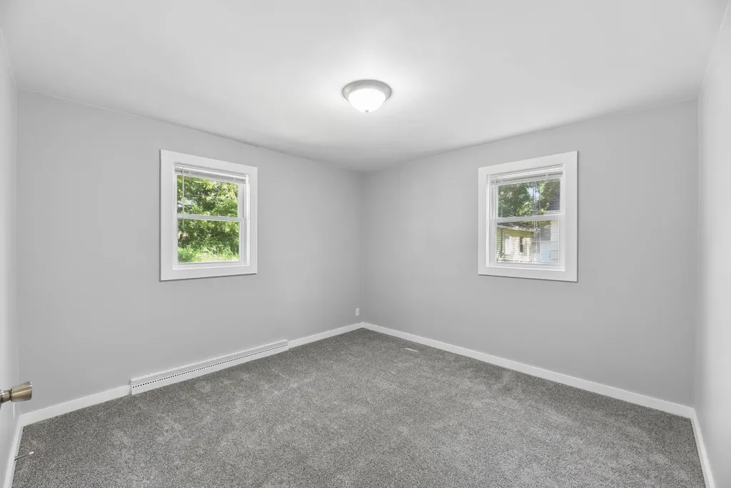 1052 Woodward Avenue St. Joseph Charter Township MI 49022