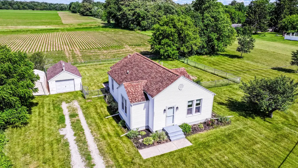 4025 River Road Sodus Township MI 49126