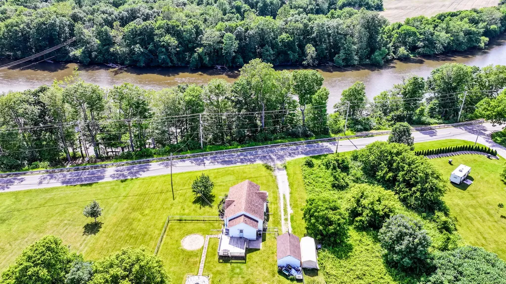 4025 River Road Sodus Township MI 49126
