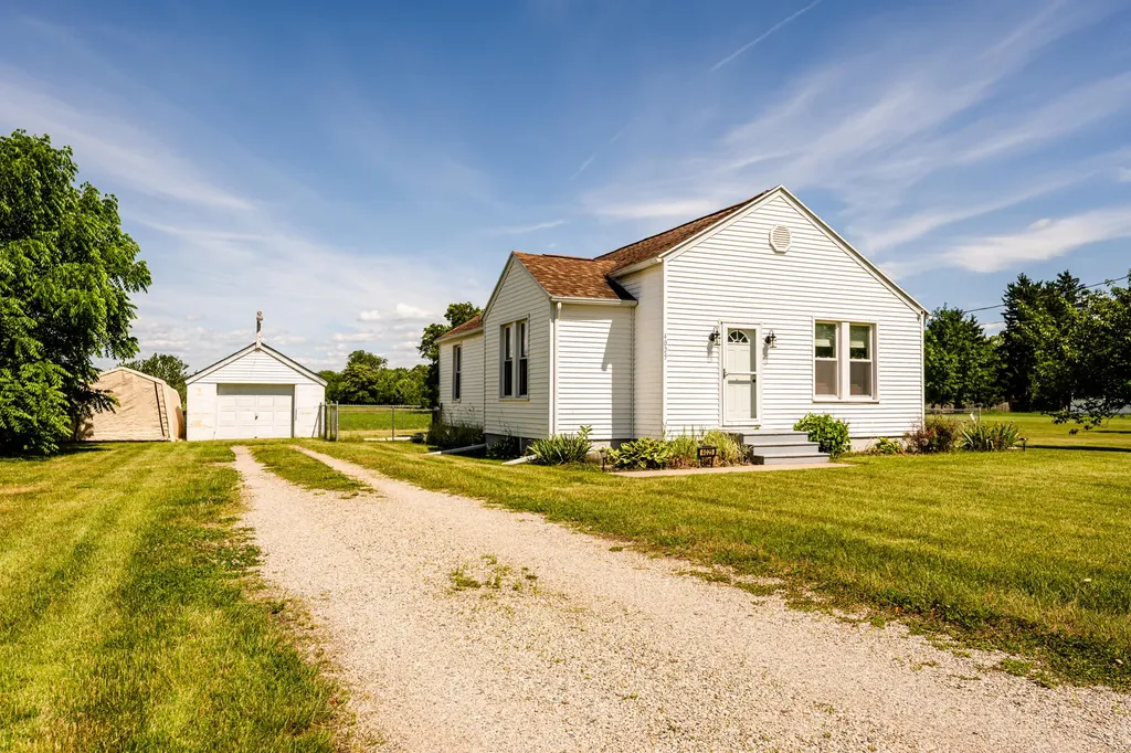 4025 River Road Sodus Township MI 49126