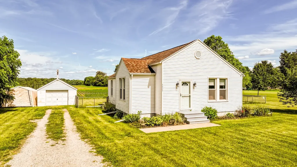 4025 River Road Sodus Township MI 49126