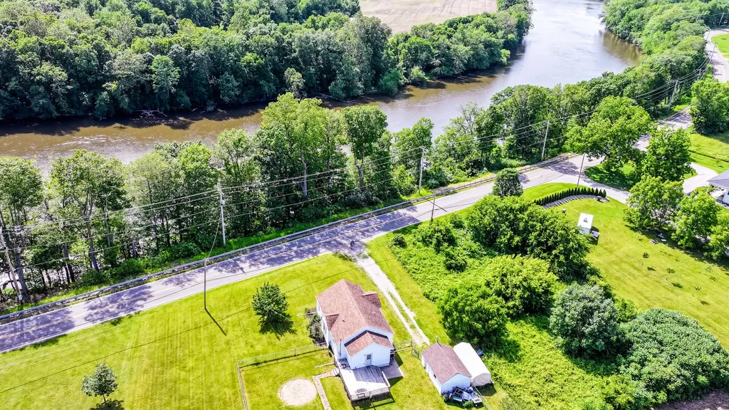 4025 River Road Sodus Township MI 49126