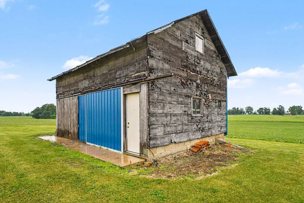 12354 Gardner Road Weesaw Township MI 49107