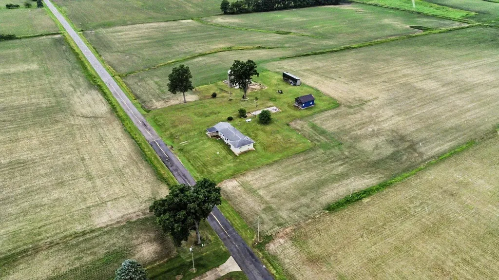 12354 Gardner Road Weesaw Township MI 49107