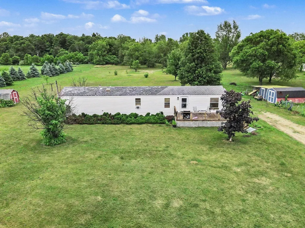 62196 County Road 380 Geneva Township MI 49013