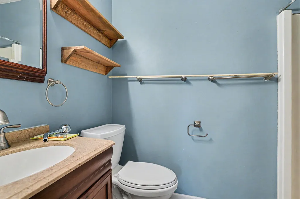 16734 Rynearson Road Buchanan Township MI 49107