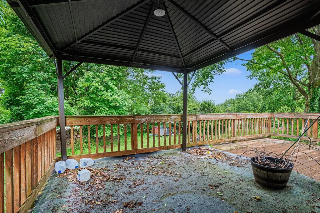 16734 Rynearson Road Buchanan Township MI 49107