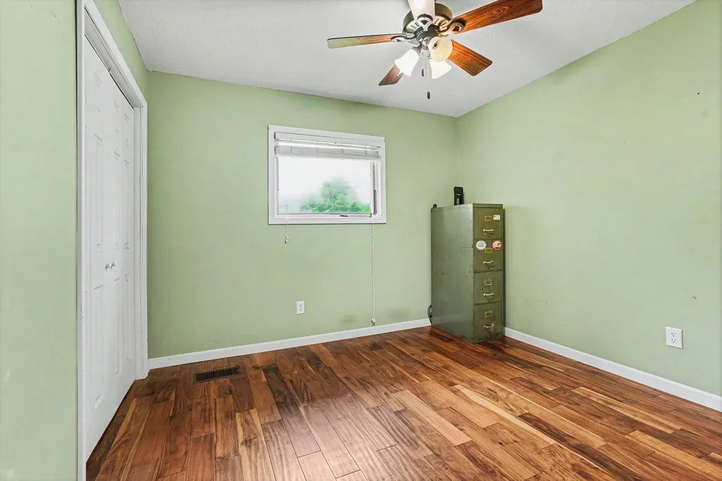 16734 Rynearson Road Buchanan Township MI 49107