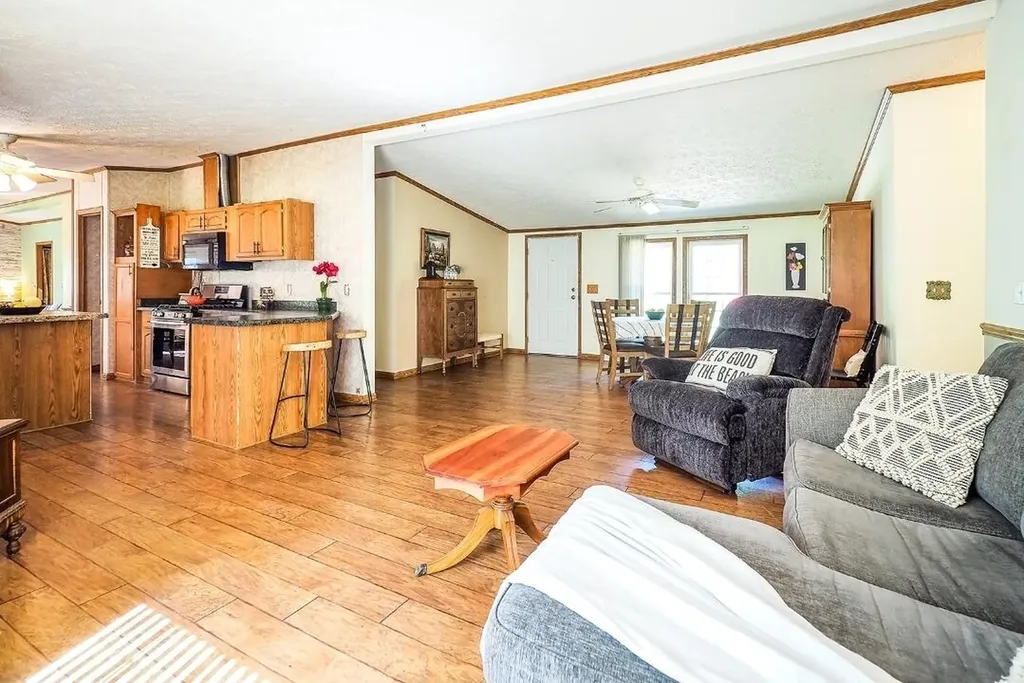 84 Thelen Drive Cheshire Township MI 49055