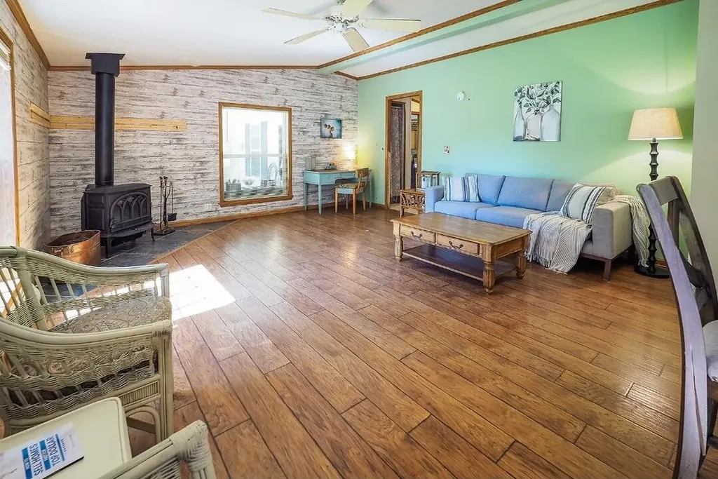 84 Thelen Drive Cheshire Township MI 49055