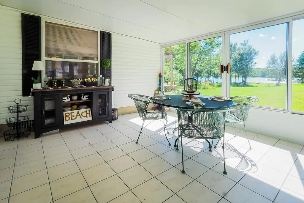 84 Thelen Drive Cheshire Township MI 49055