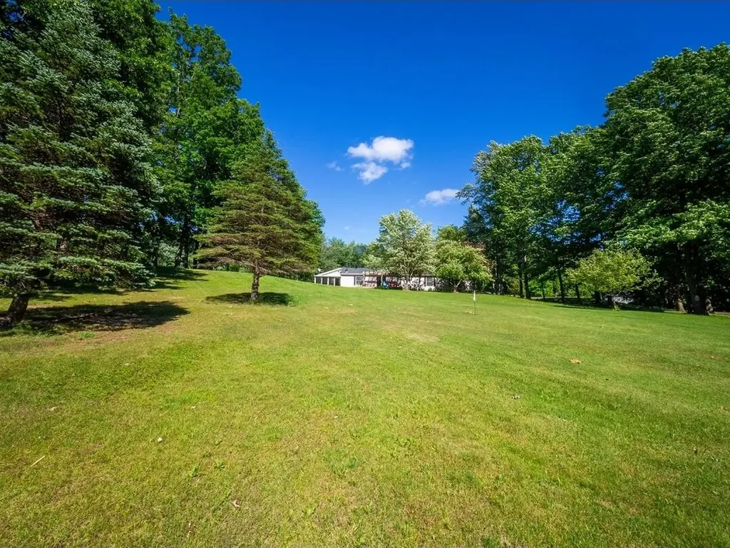 84 Thelen Drive Cheshire Township MI 49055