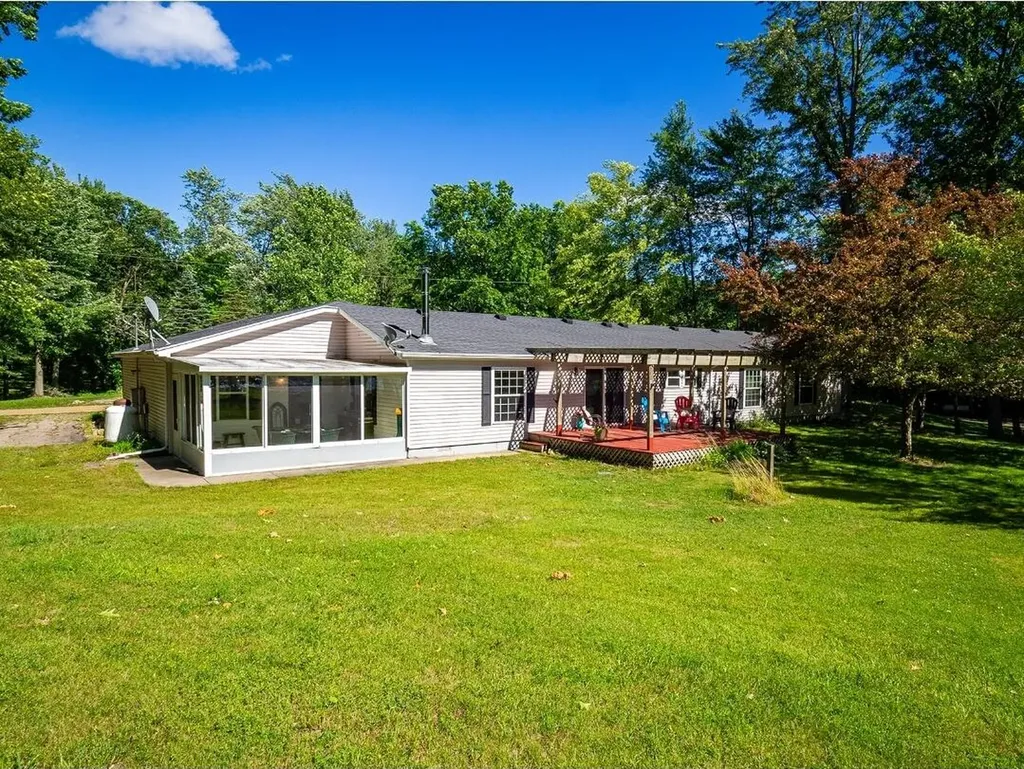 84 Thelen Drive Cheshire Township MI 49055
