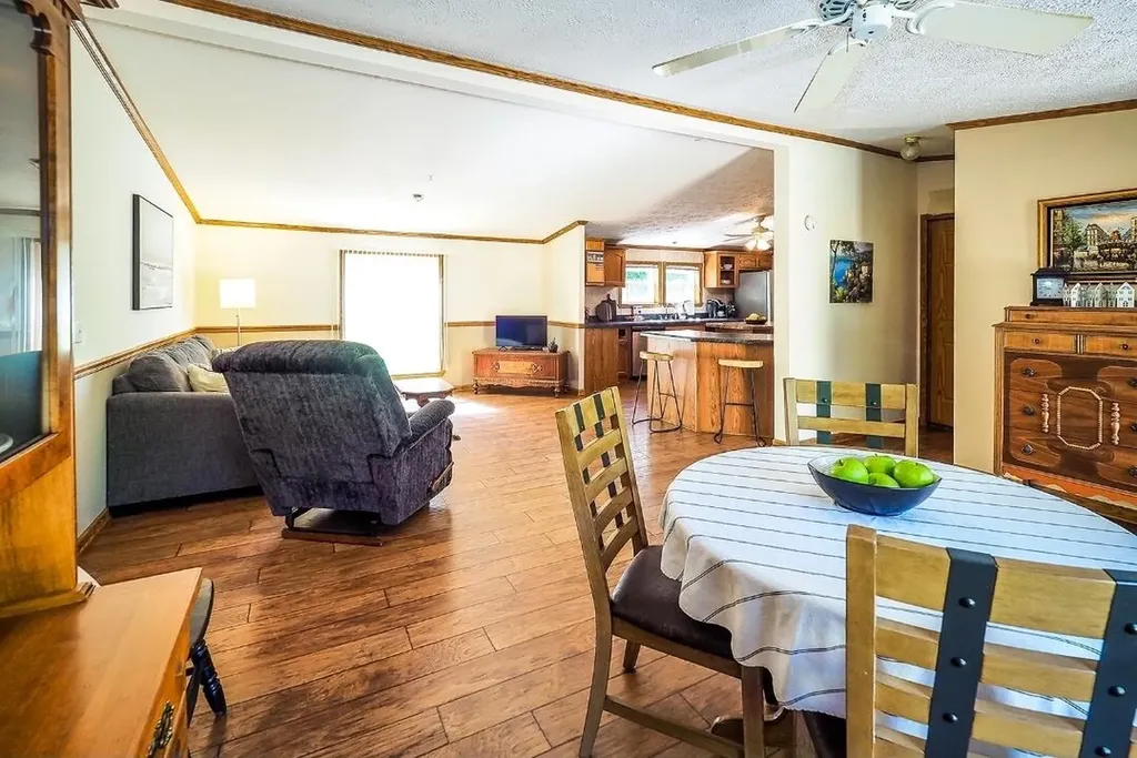 84 Thelen Drive Cheshire Township MI 49055