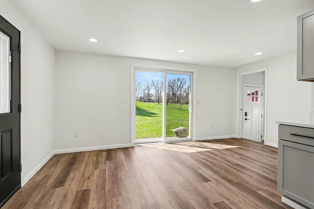 6592 Keigley Street Eau Claire Village MI 49111