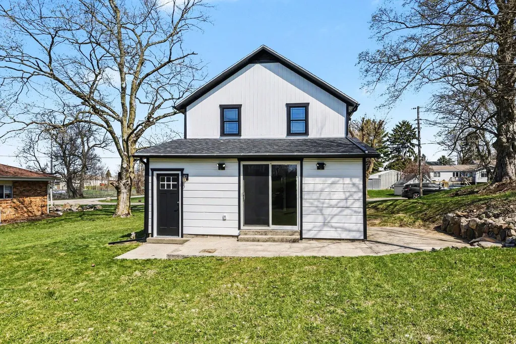 6592 Keigley Street Eau Claire Village MI 49111