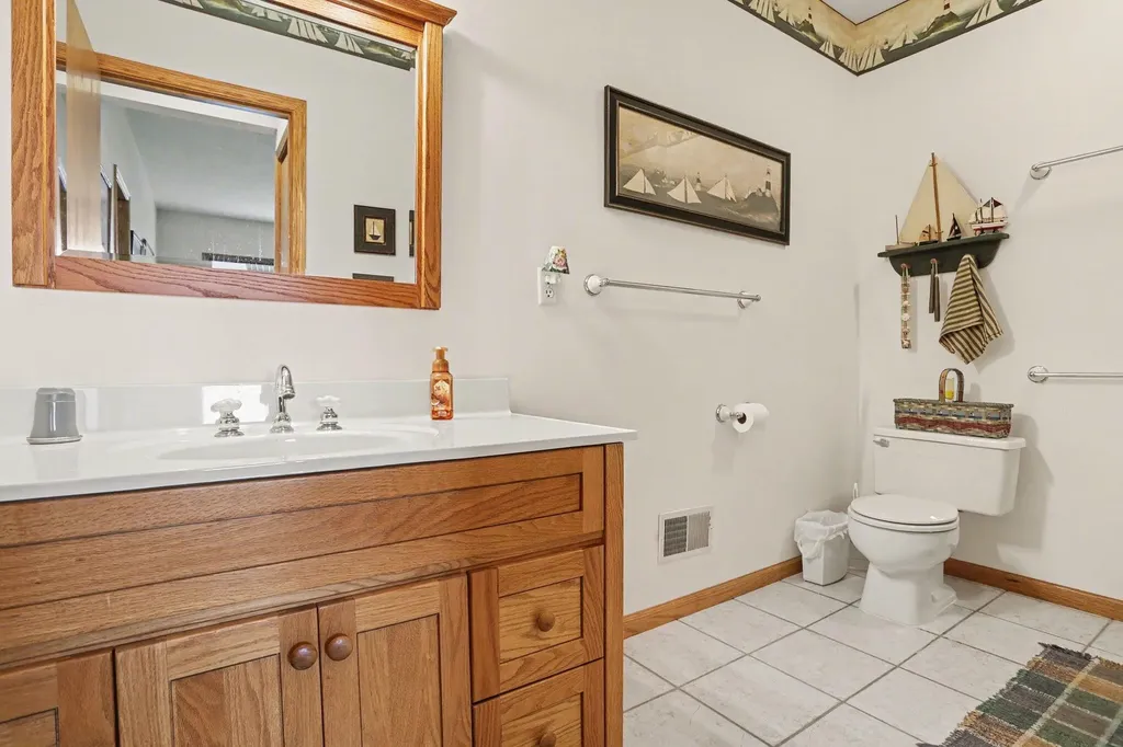 9895 Lakeview Drive Oronoko Charter Township MI 49103
