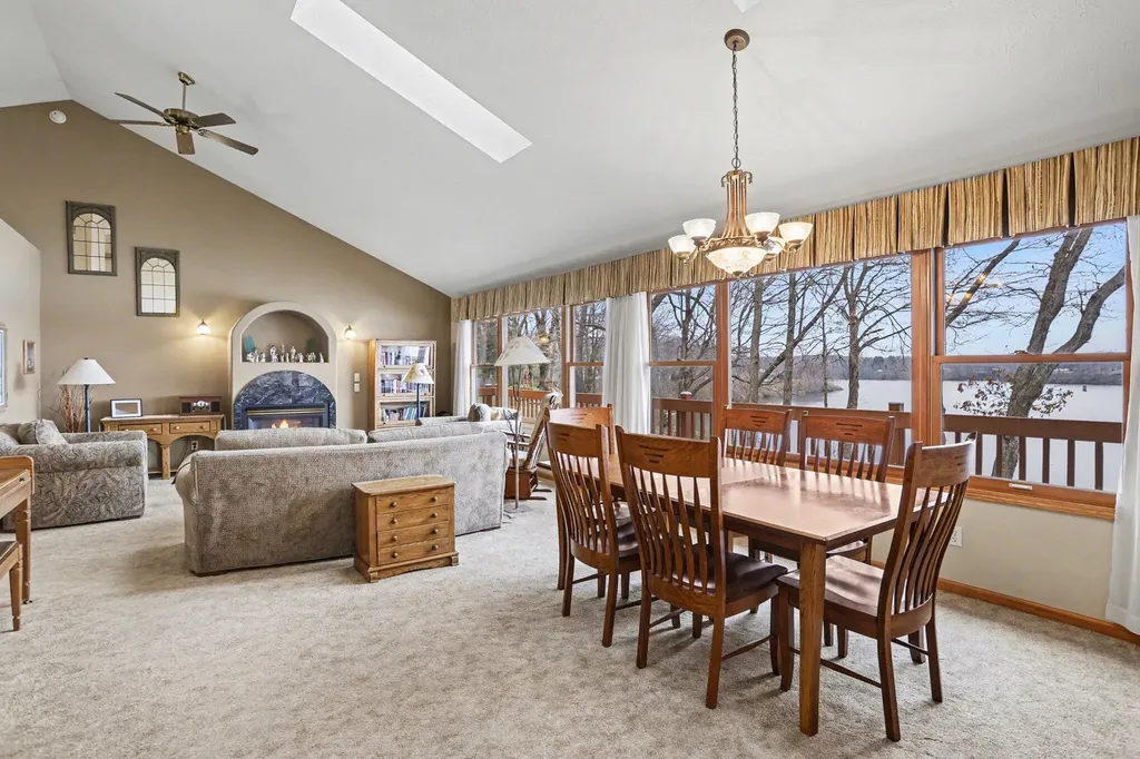 9895 Lakeview Drive Oronoko Charter Township MI 49103
